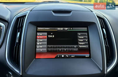 Внедорожник / Кроссовер Ford Edge 2017 в 