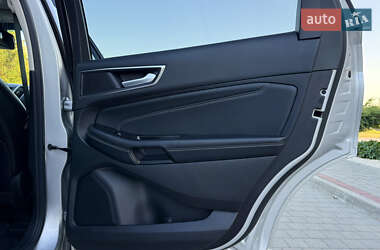 Внедорожник / Кроссовер Ford Edge 2017 в 