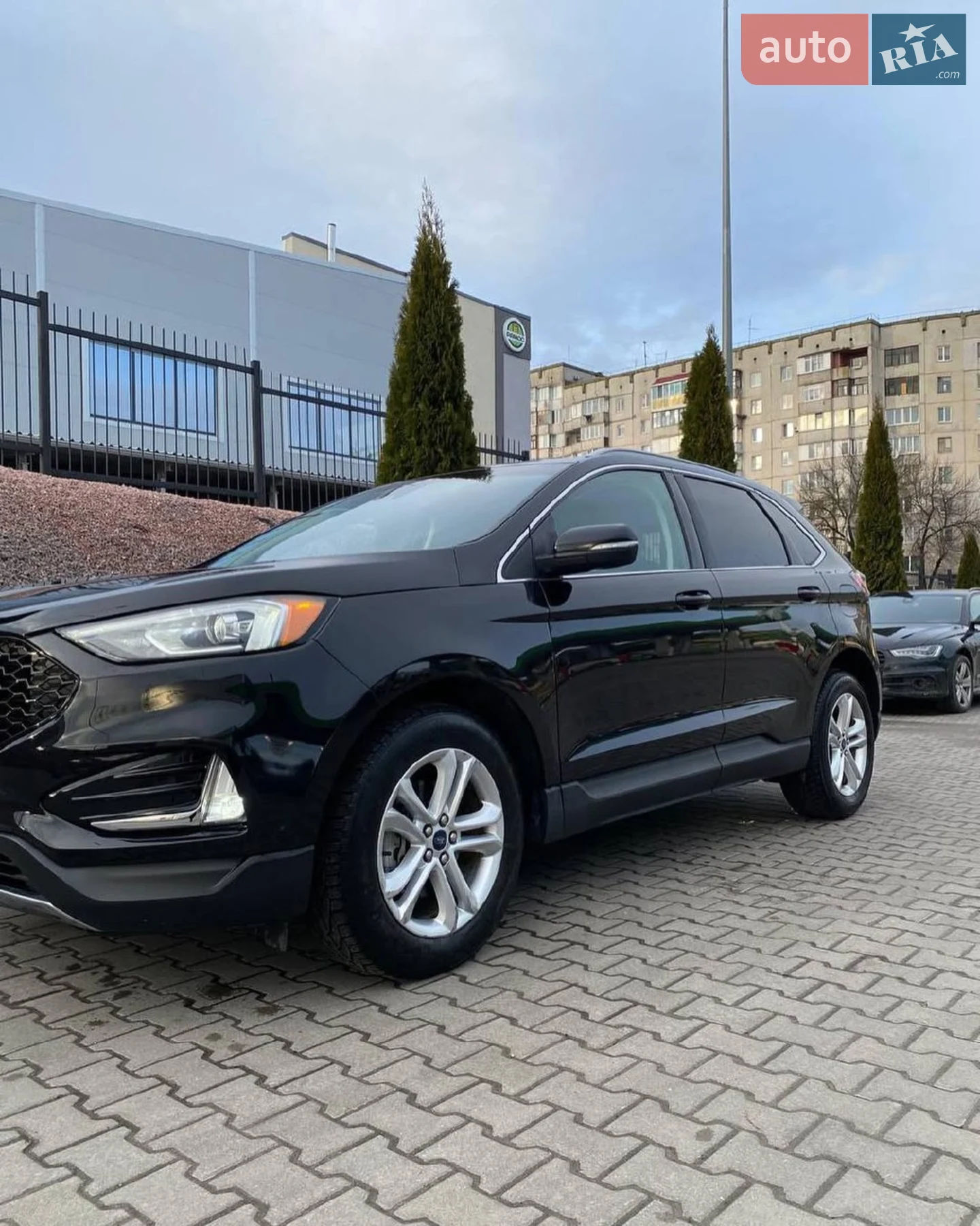 2019 Ford Edge - мініатюра 2
