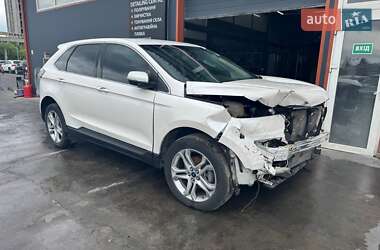 Внедорожник / Кроссовер Ford Edge 2017 в 