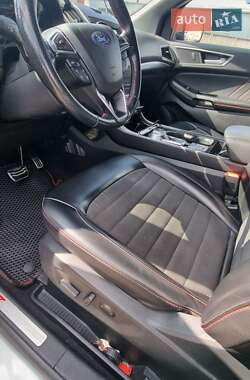 Внедорожник / Кроссовер Ford Edge 2020 в 