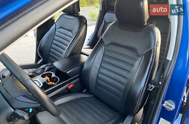 Внедорожник / Кроссовер Ford Edge 2018 в 