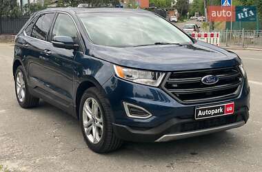 Внедорожник / Кроссовер Ford Edge 2017 в 