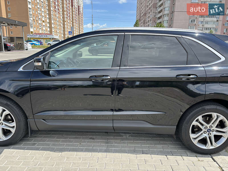 Внедорожник / Кроссовер Ford Edge 2016 в Киеве