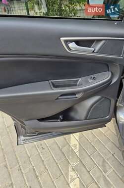Внедорожник / Кроссовер Ford Edge 2020 в 