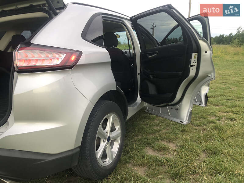 Внедорожник / Кроссовер Ford Edge 2015 в Луцке