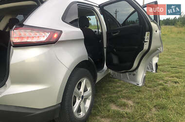 Внедорожник / Кроссовер Ford Edge 2015 в 