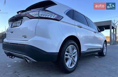 Внедорожник / Кроссовер Ford Edge 2016 в 