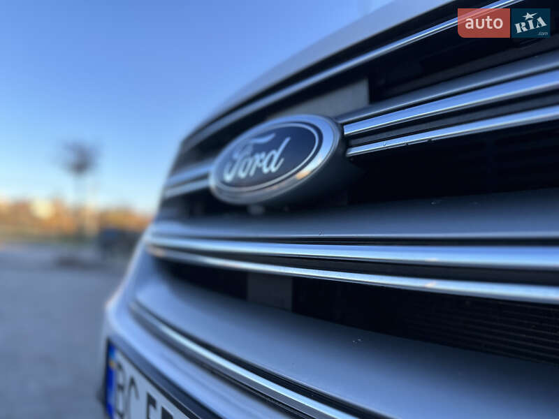 Внедорожник / Кроссовер Ford Edge 2016 в Львове