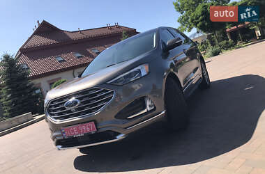 Внедорожник / Кроссовер Ford Edge 2019 в 