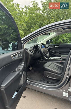 Внедорожник / Кроссовер Ford Edge 2022 в 