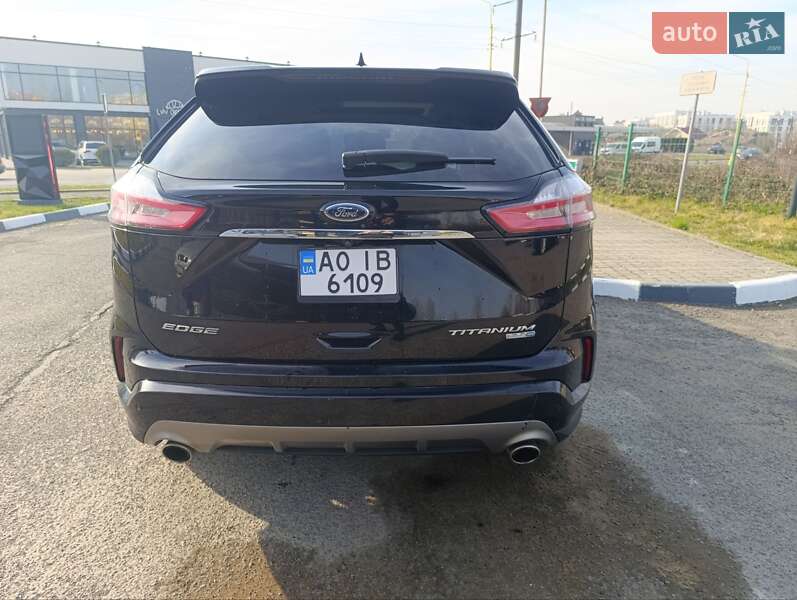Внедорожник / Кроссовер Ford Edge 2018 в Ужгороде