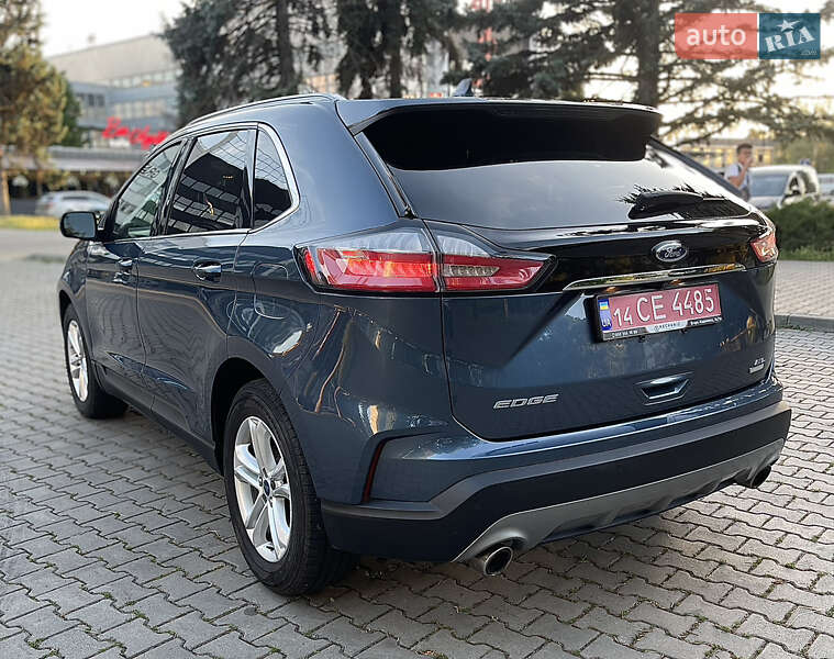 Позашляховик / Кросовер Ford Edge 2019 в Чернівцях