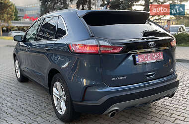 Внедорожник / Кроссовер Ford Edge 2019 в 