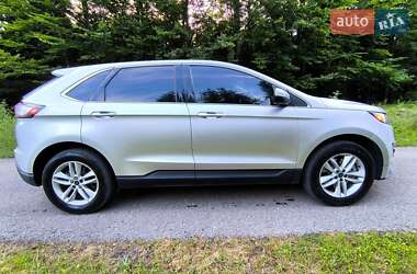 Внедорожник / Кроссовер Ford Edge 2015 в 