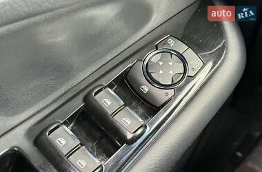 Внедорожник / Кроссовер Ford Edge 2019 в 