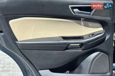 Внедорожник / Кроссовер Ford Edge 2016 в 