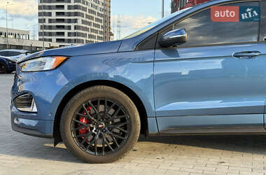 Внедорожник / Кроссовер Ford Edge 2019 в 