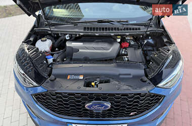 Внедорожник / Кроссовер Ford Edge 2019 в 