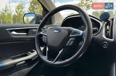 Внедорожник / Кроссовер Ford Edge 2015 в 