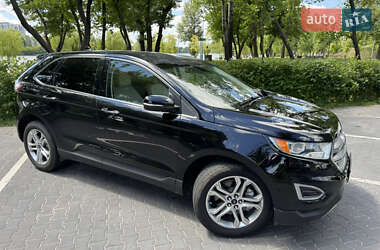 Внедорожник / Кроссовер Ford Edge 2018 в 
