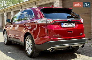 Внедорожник / Кроссовер Ford Edge 2018 в 