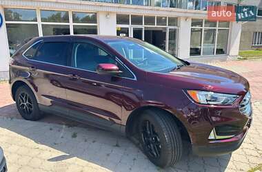 Внедорожник / Кроссовер Ford Edge 2021 в 