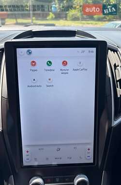 Внедорожник / Кроссовер Ford Edge 2021 в 