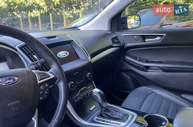 Внедорожник / Кроссовер Ford Edge 2017 в 