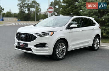 Внедорожник / Кроссовер Ford Edge 2021 в 