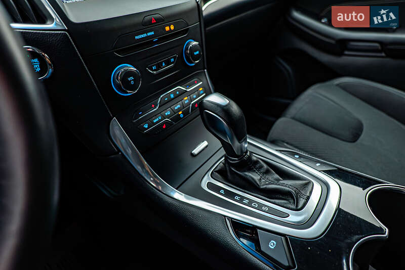 Внедорожник / Кроссовер Ford Edge 2016 в Киеве