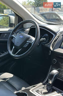 Внедорожник / Кроссовер Ford Edge 2016 в 