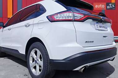 Внедорожник / Кроссовер Ford Edge 2015 в 