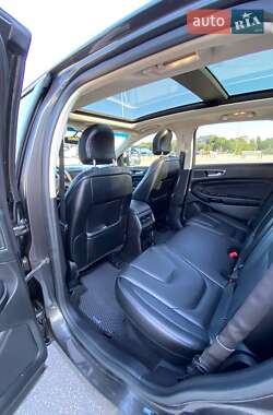 Внедорожник / Кроссовер Ford Edge 2015 в 
