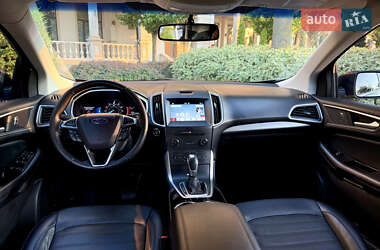 Внедорожник / Кроссовер Ford Edge 2017 в 