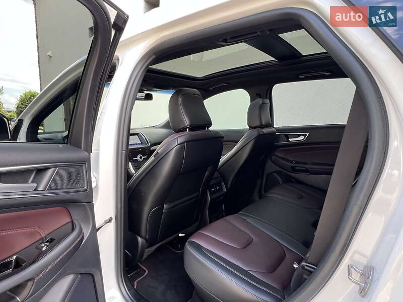 Позашляховик / Кросовер Ford Edge 2020 в Рівному