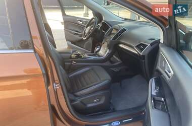 Внедорожник / Кроссовер Ford Edge 2017 в 