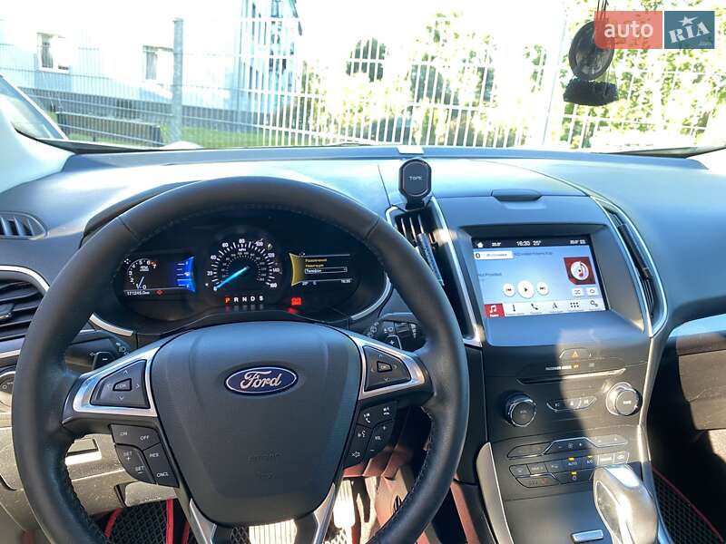Внедорожник / Кроссовер Ford Edge 2016 в Ивано-Франковске
