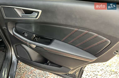 Внедорожник / Кроссовер Ford Edge 2020 в 
