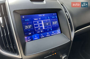 Внедорожник / Кроссовер Ford Edge 2020 в 