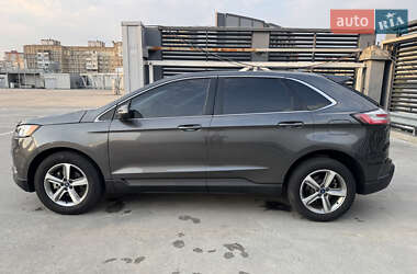 Внедорожник / Кроссовер Ford Edge 2019 в 