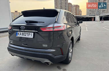 Внедорожник / Кроссовер Ford Edge 2019 в 