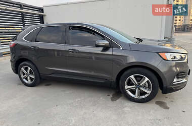 Внедорожник / Кроссовер Ford Edge 2019 в 
