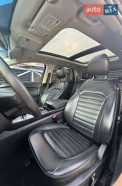Внедорожник / Кроссовер Ford Edge 2019 в 
