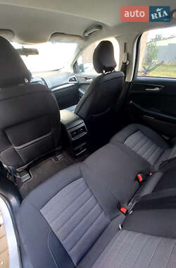 Внедорожник / Кроссовер Ford Edge 2015 в 