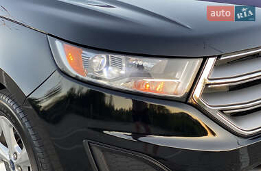 Внедорожник / Кроссовер Ford Edge 2016 в 