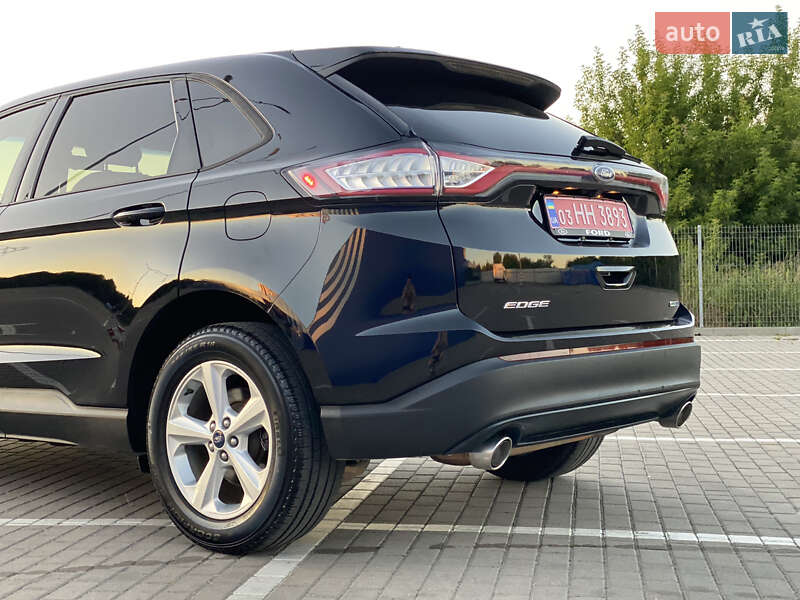 Позашляховик / Кросовер Ford Edge 2016 в Дубні