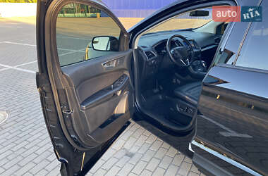 Внедорожник / Кроссовер Ford Edge 2016 в 