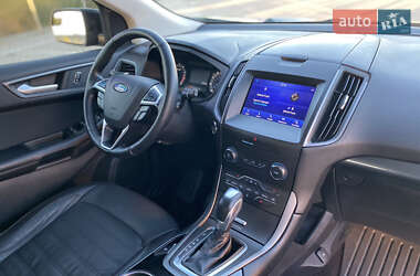 Внедорожник / Кроссовер Ford Edge 2016 в 