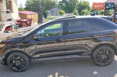 Позашляховик / Кросовер Ford Edge 2017 в 